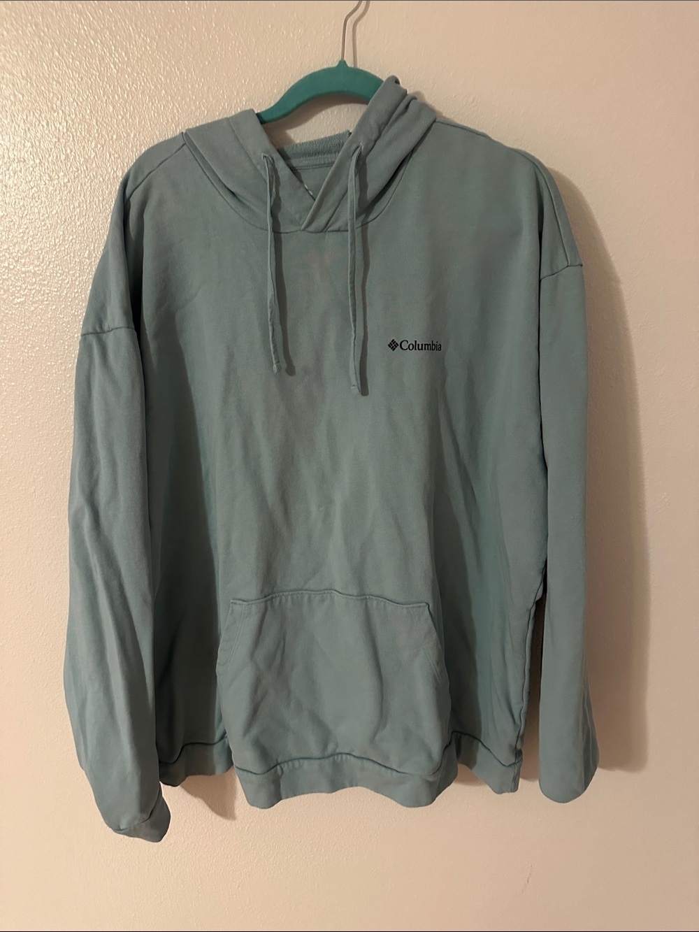 Columbia Men's Hooded Pullover Sweatshirt in Seafoam